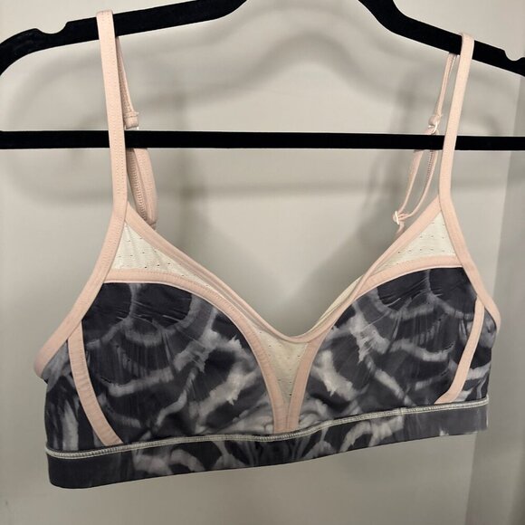lululemon athletica Other - Lululemon Dance to Yoga Sports Bra Size 6